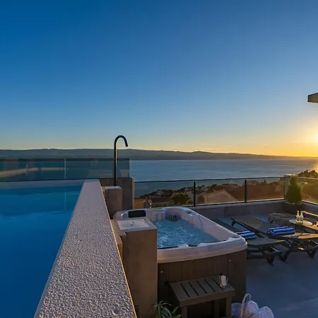 New Seaview Gabriel With Private Heated Pool And A Hot-tub Stanici